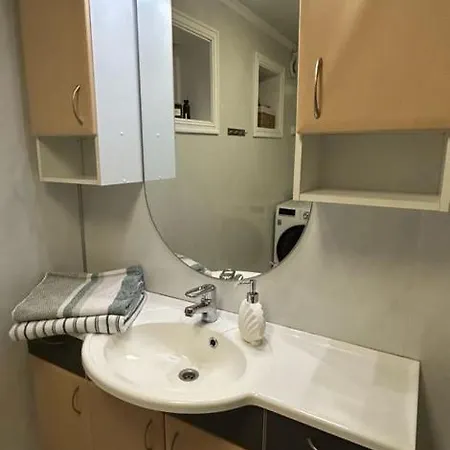 Cozy Near The Center And Nature Apartament