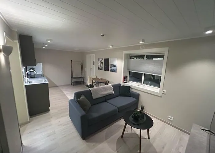 Cozy Near The Center And Nature