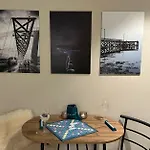 アパート Cozy Near The Center And Nature トロムソ